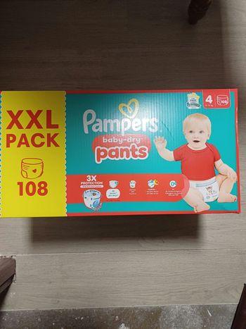 108 couches pampers pants taille 4