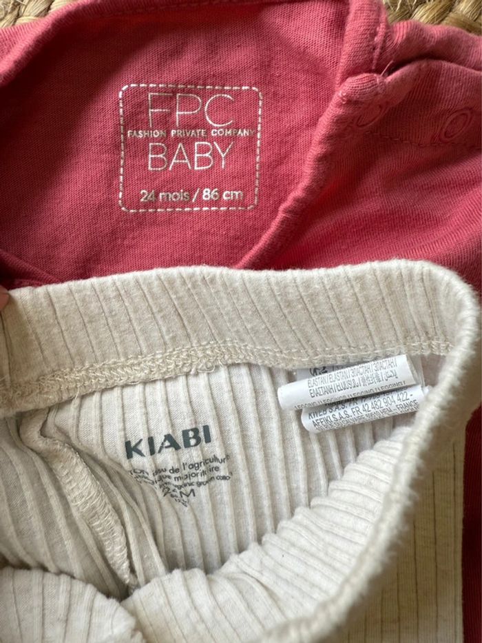 Haut manches longues et legging beige - taille 24 mois - photo numéro 2