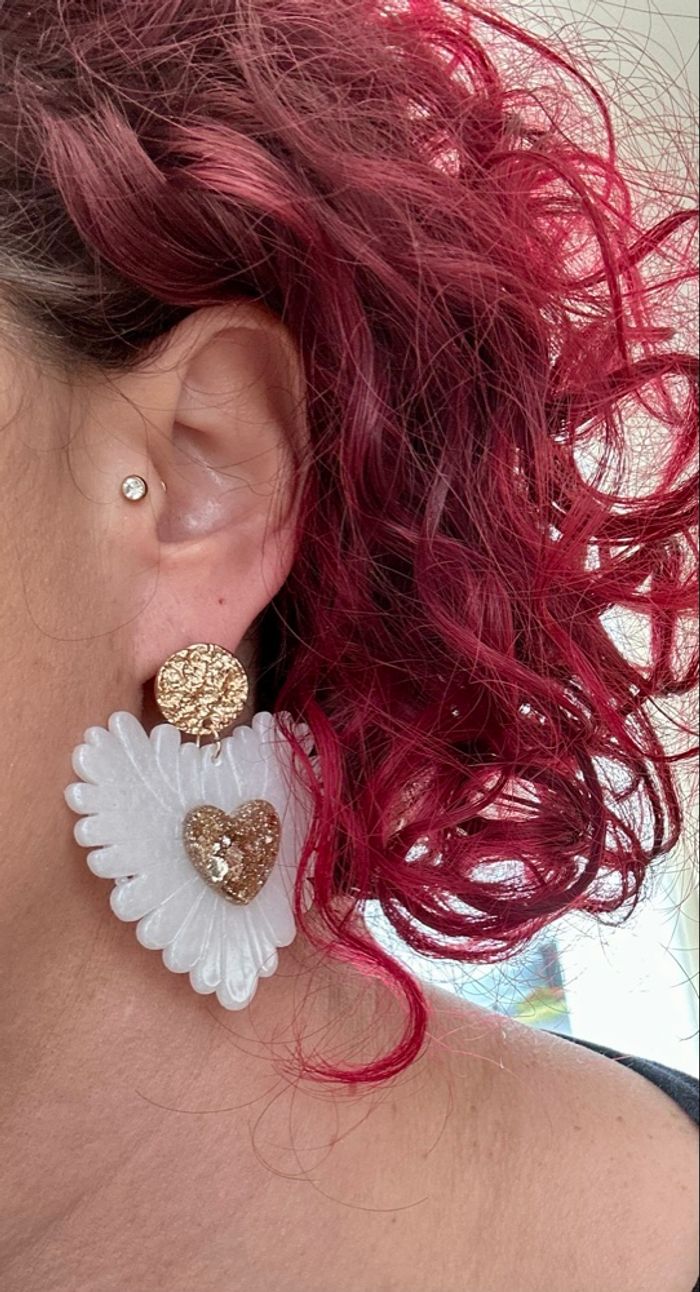 Boucles d’oreilles en résine UV - photo numéro 3