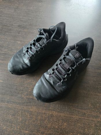 Basket Nike pegasus trail 3 shield, taille 39