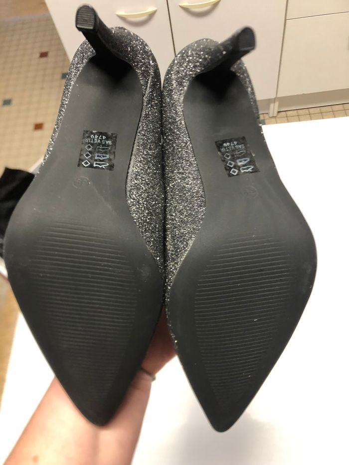 Escarpins à paillettes - photo numéro 3