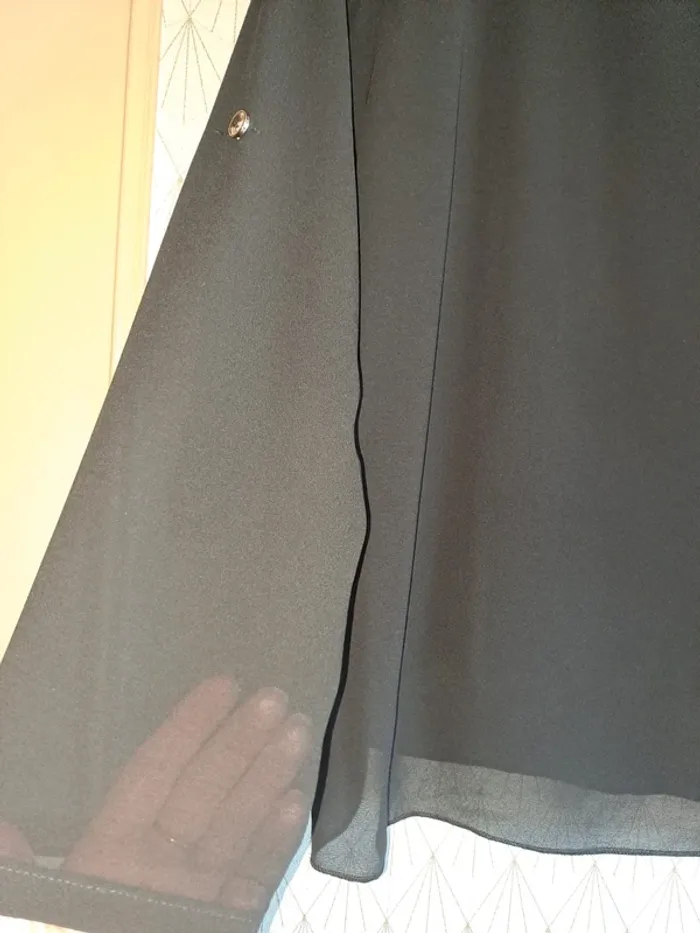 Superbe blouse Made In Italy femme noire fluide comme neuve 40/42 - photo numéro 8