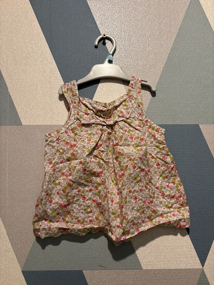 Débardeur fleuri obaibi taille 18 mois - photo numéro 2