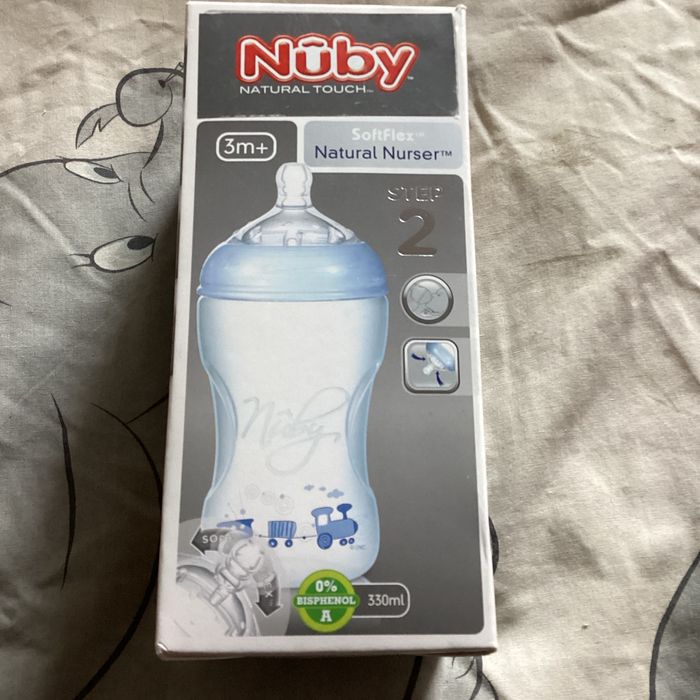 Biberon nuby +3mois