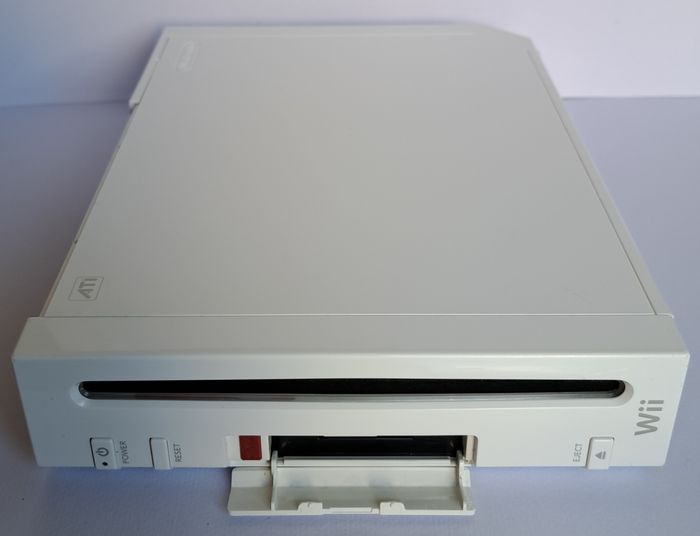 Console seule Nintendo Wii PAL semi fonctionnelle (1496) - photo numéro 3