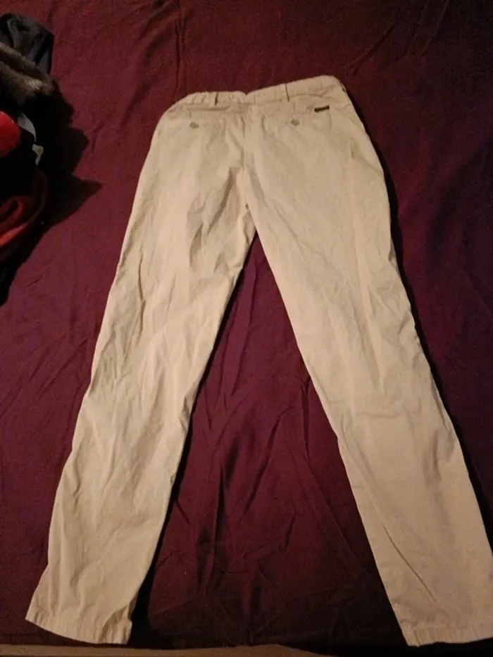 Jean chino Bershka basic collection beige 36 - photo numéro 3