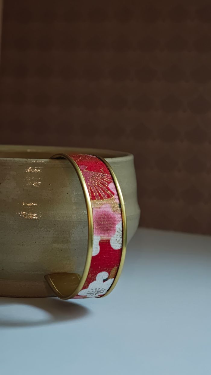 Bracelet jonc doré tissu japonais fait main