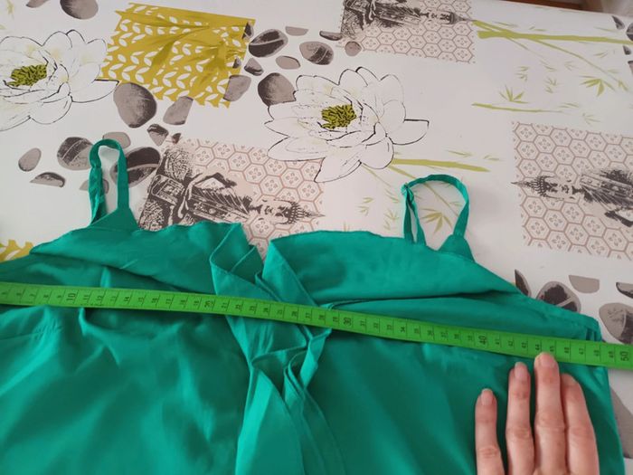 Débardeur vert - photo numéro 5
