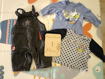 Lot ensemble taille 1 mois