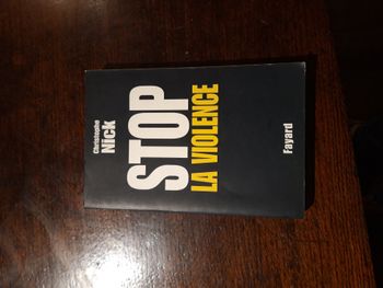Livre stop la violence 