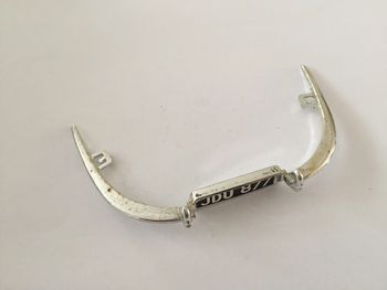 Pare-chocs arrière pièce détachée miniature jaguar type E 1961 1/18 burago #A39