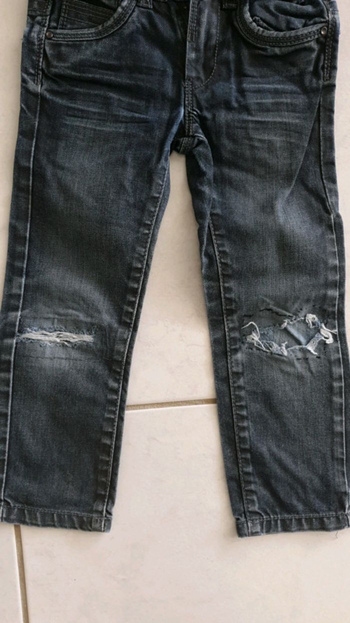 Jean garçon troué okaidi 3 ans v10 - photo numéro 2