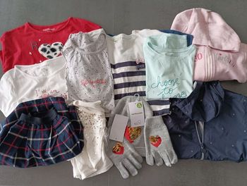 Lot vêtements 8 ans (Okaïdi, Vertbaudet,H&M, In Extenso, Kiabi)