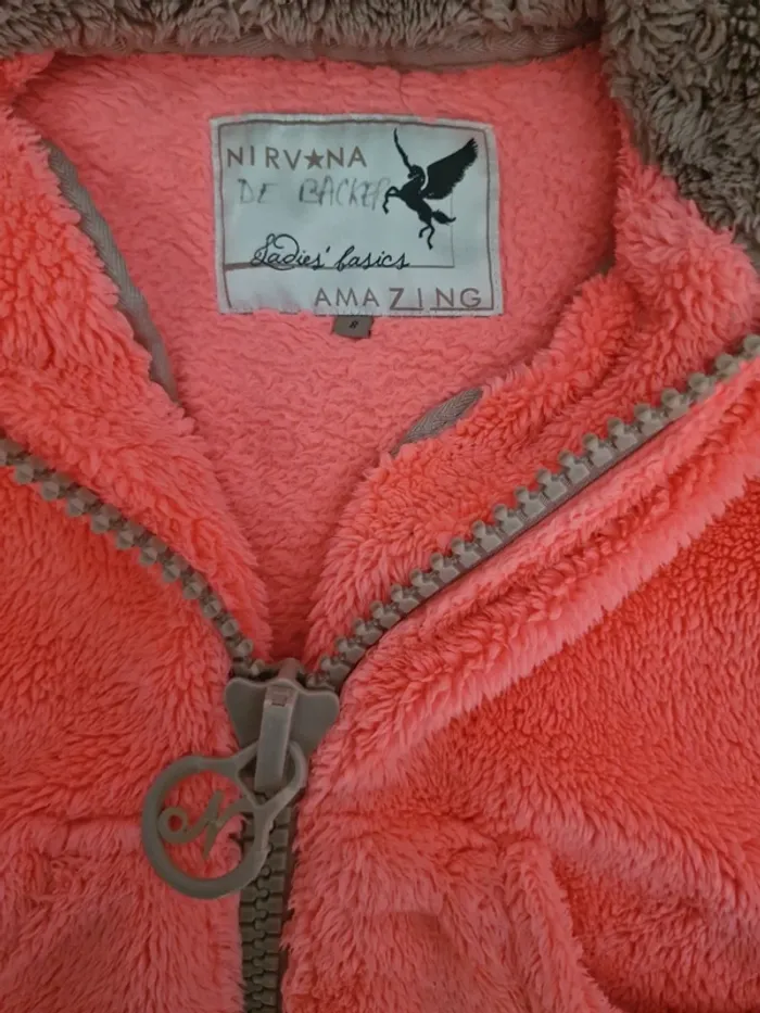 Gilet nirvana 8 ans - photo numéro 3