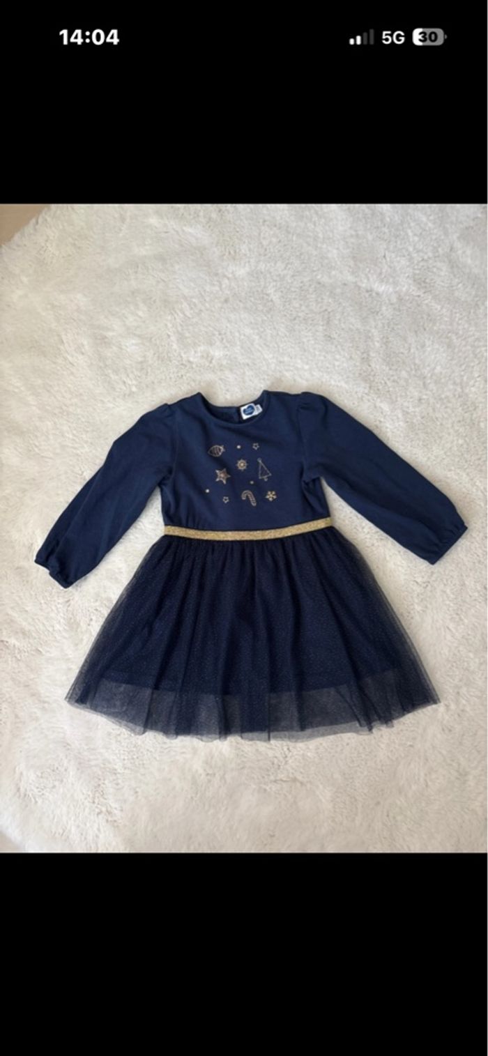 Robe fille 24 m - photo numéro 1