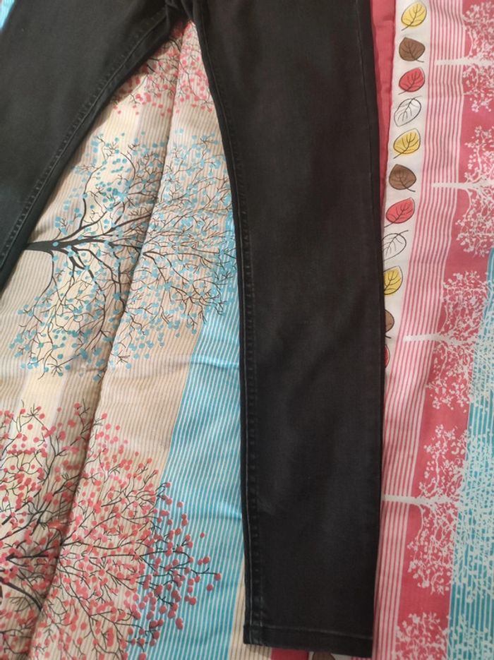 Jean Bershka T 36 - photo numéro 3