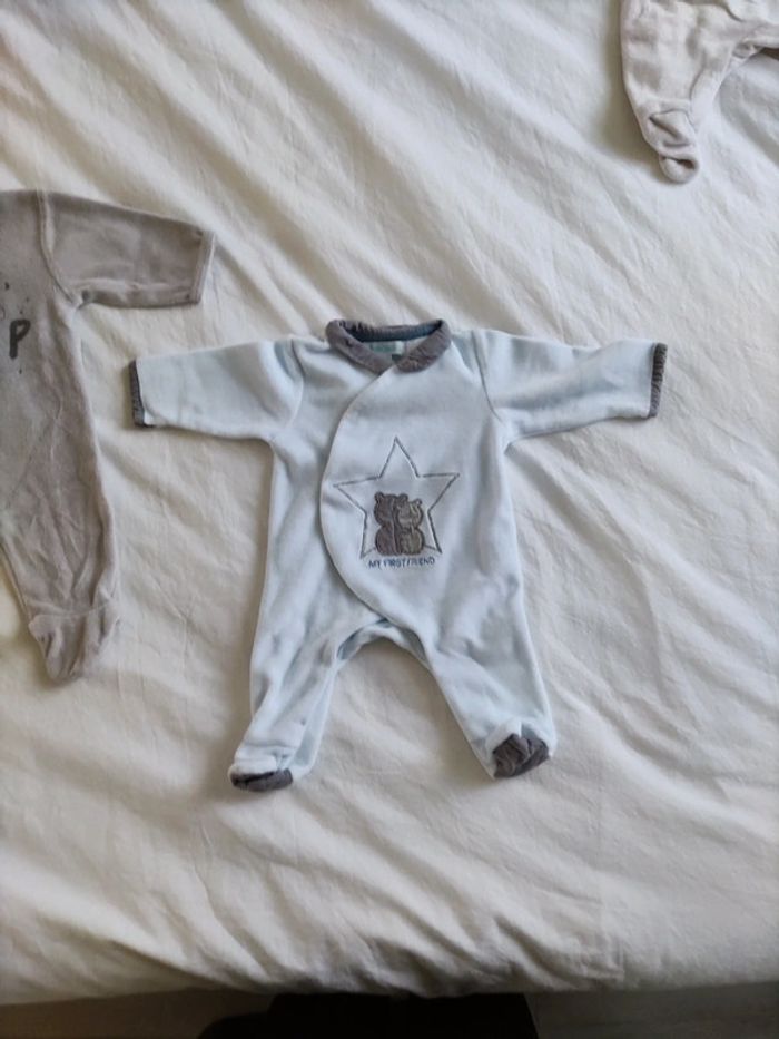 Pyjamas naissance - photo numéro 4