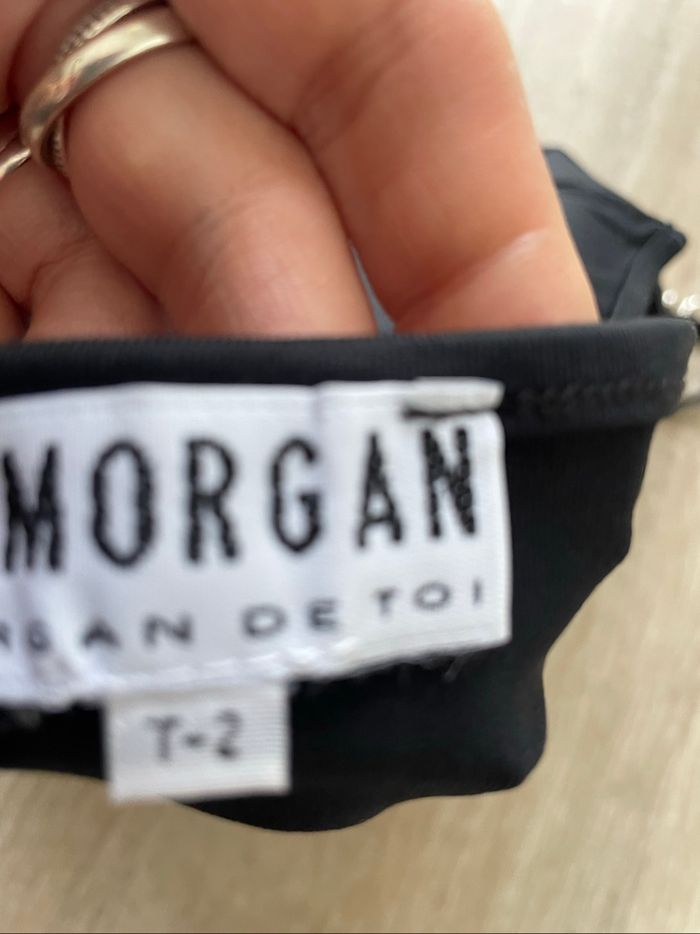 Très jolie Haut Morgan noir neuf jamais porté taille M - photo numéro 3