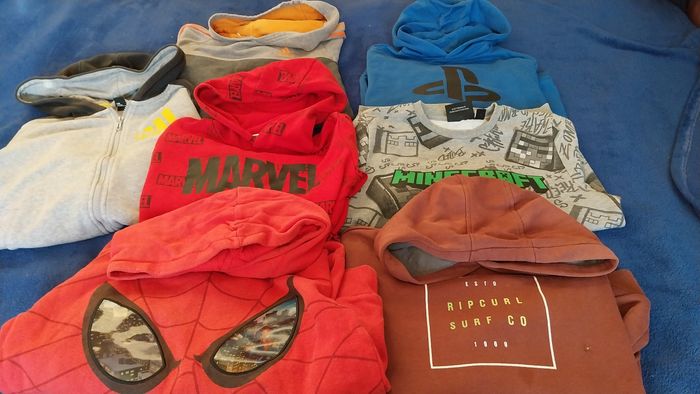 7 gros weats garçon 8/9 ans