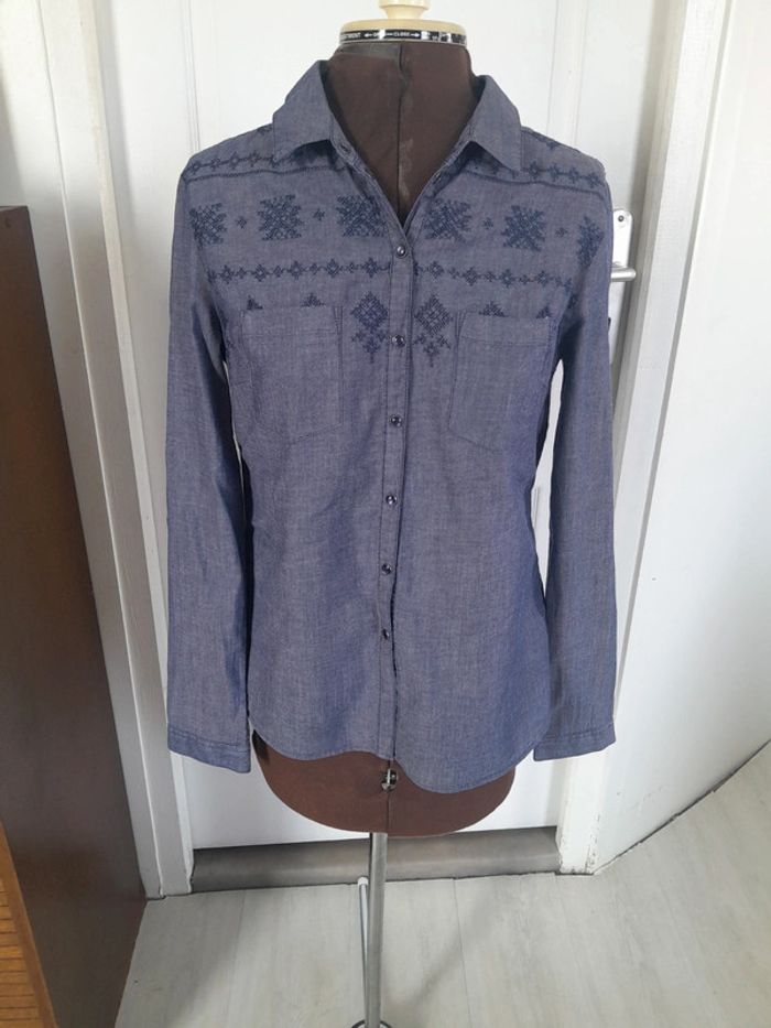 Joli chemisier Sud Express brodé effet jean boutons pressions