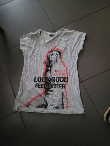 T-shirt kiabi taille M