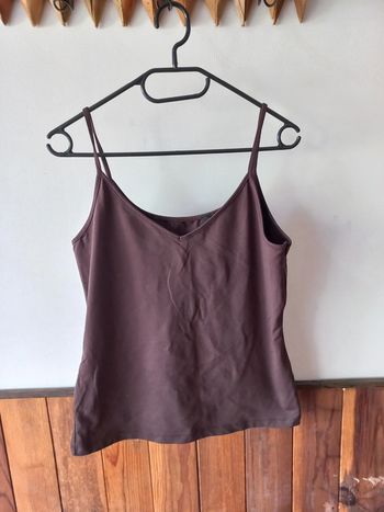 Débardeur marron fines bretelles