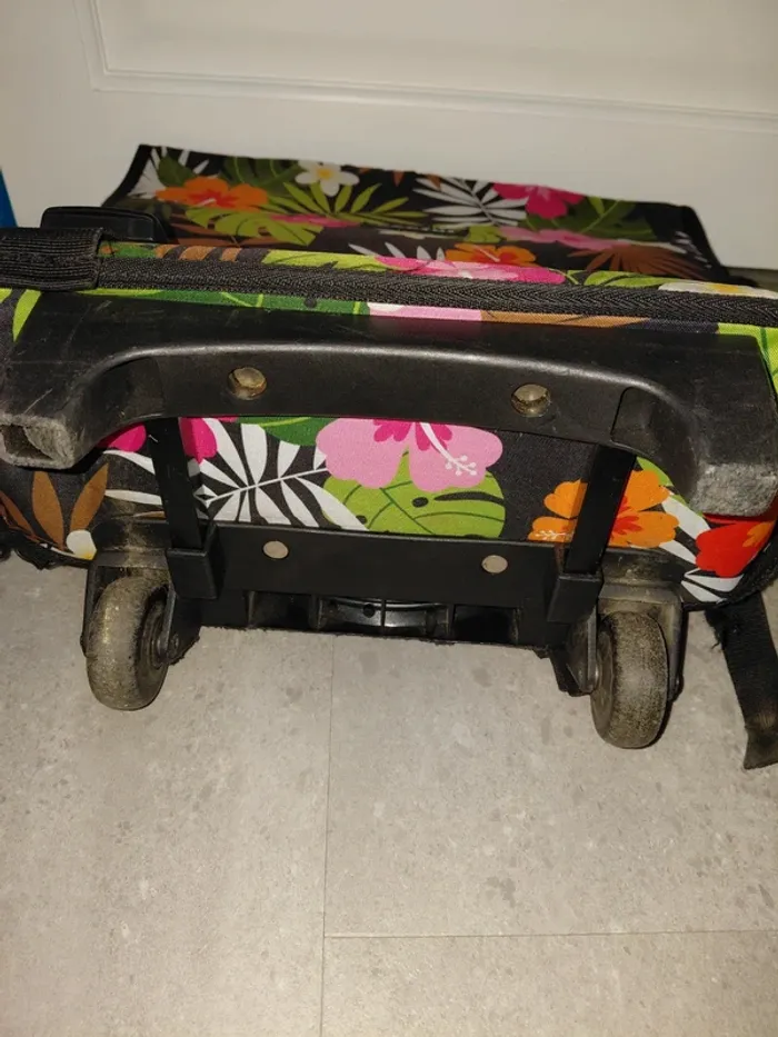 Cartable fleurs cactus à roulettes avec trousse - photo numéro 4
