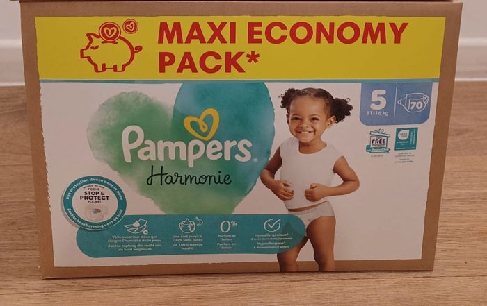 Carton de 70 couches Pampers harmonie MaxiEcoPack Taille 5