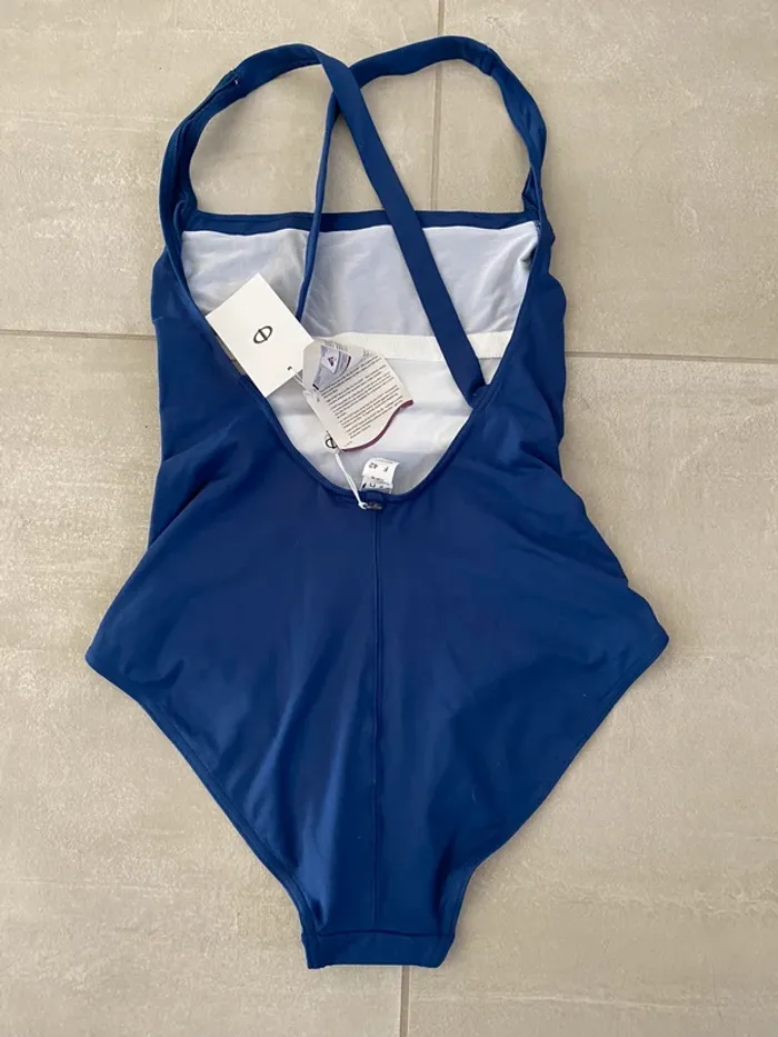Maillot de bain une pièce - photo numéro 2