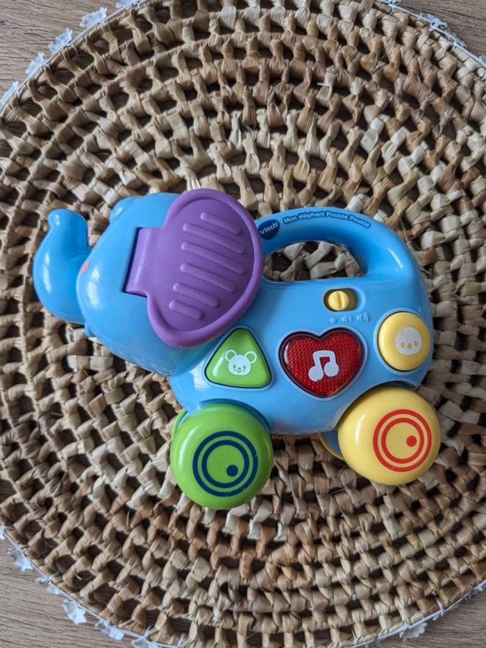 Éléphant VTech