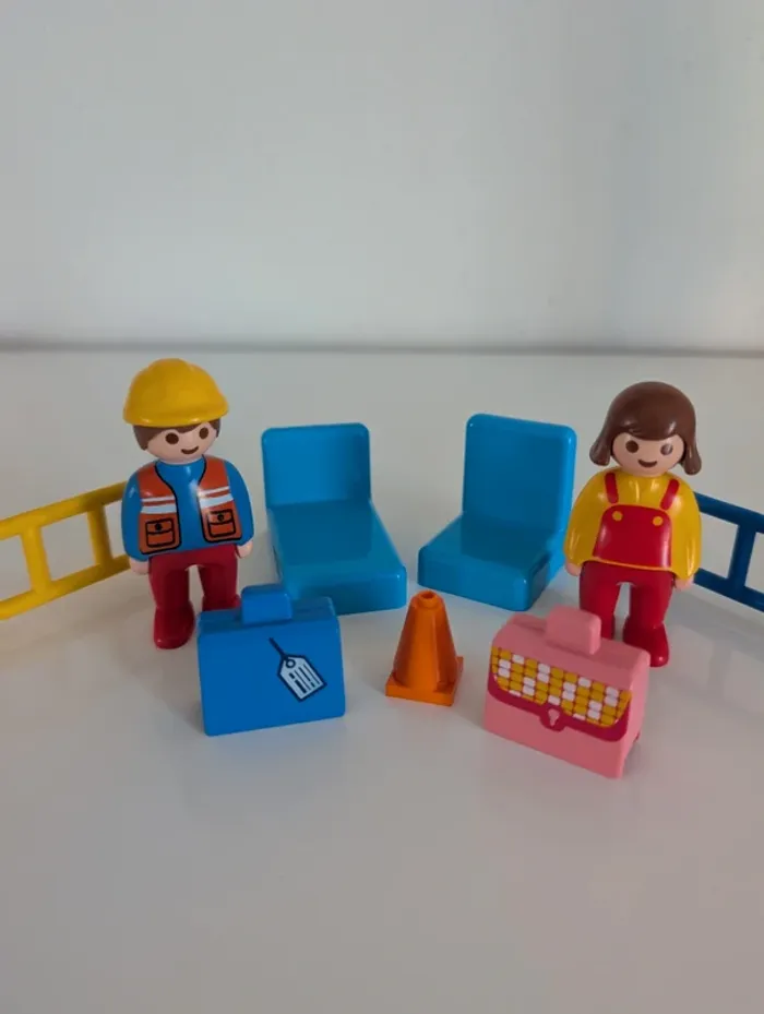 Playmobil 1 2 3 lot vrac personnage fauteuil barrière valise sac etc