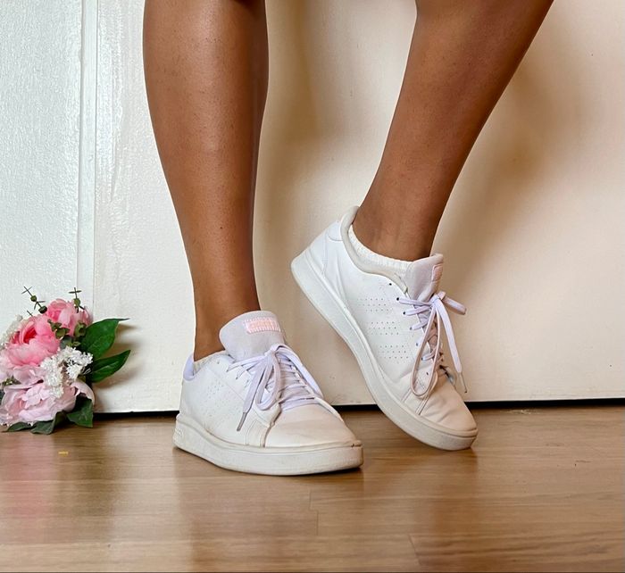 👉 Baskets Adidas blanches – Taille 41 – Classiques et confortables 🤍