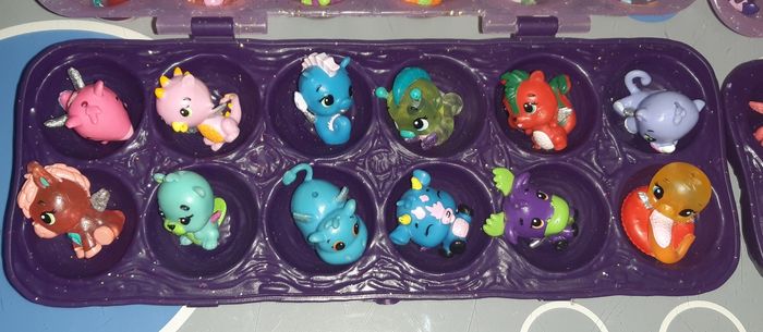 Lot de 57 figurines Hatchimals - photo numéro 2