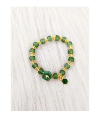 Bracelet en perles de verre façon jade style vintage
