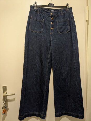 Très beau jean Kiabi wide bleu marine. Taille 42