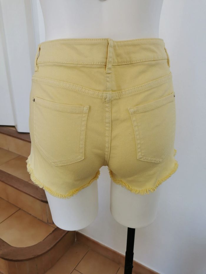 short jaune toile style jeans élastique moulant - photo numéro 2