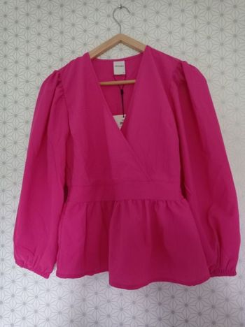 Top / blouse neuve