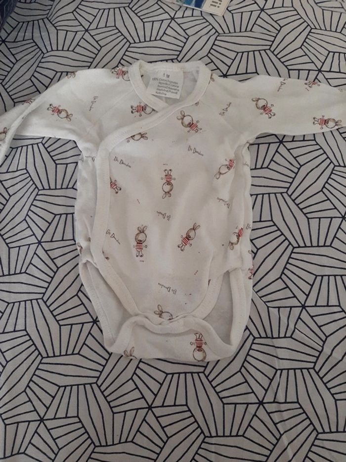 Body manche longue taille 1 mois