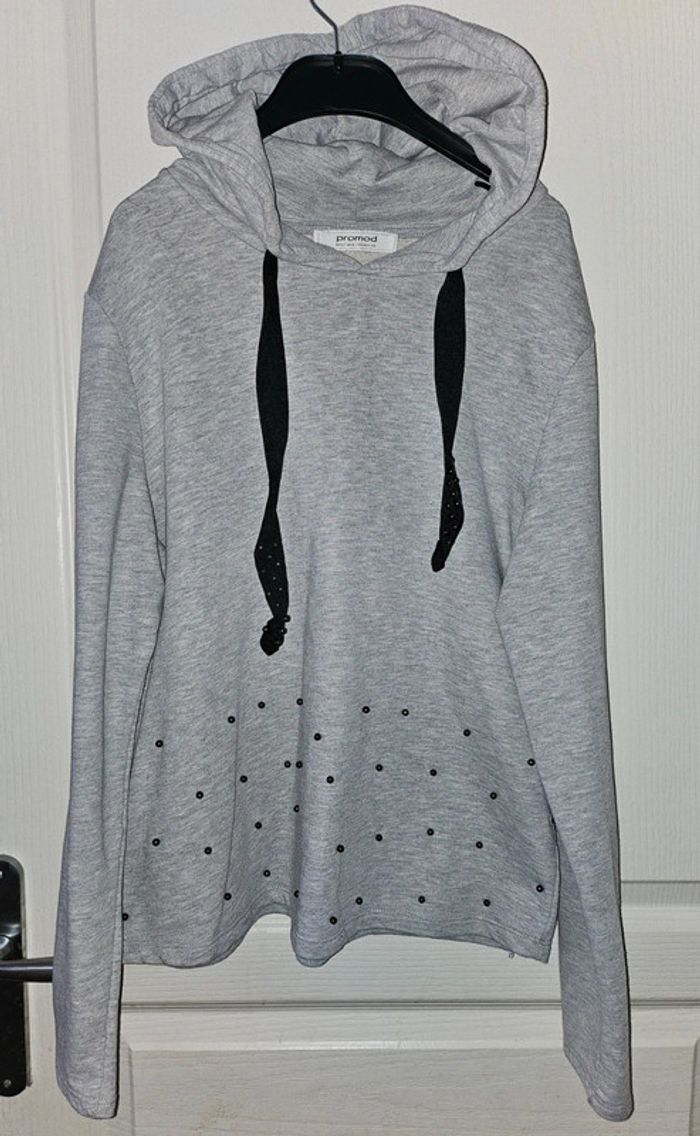Pull à capuche perlés Promod