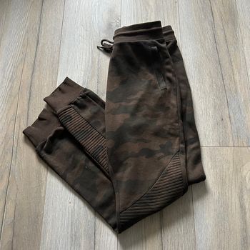 Jogging militaire marron