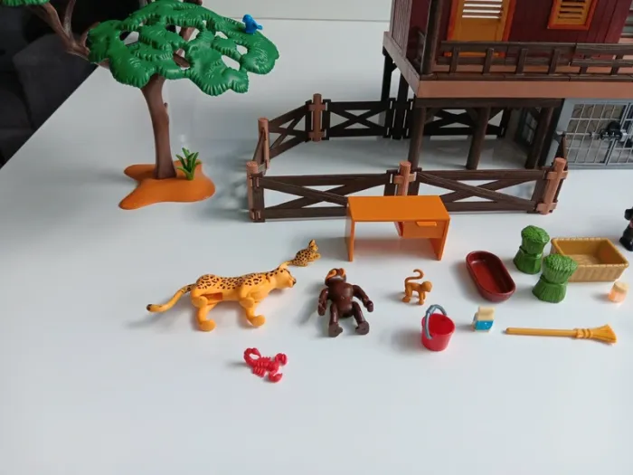 Lot figurines playmobil maison gardien de reserve animalière dans la savane - photo numéro 5