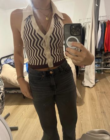 Top dos nu avec col