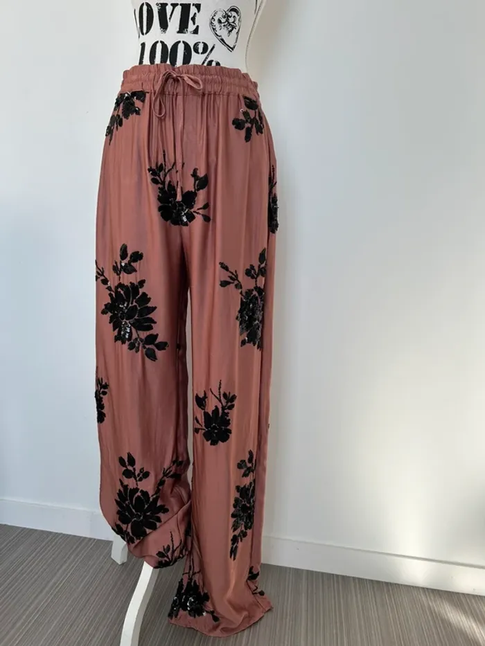 Pantalon Zara rose noir M large droit long pantaloni pantalones Vloeiende palazzo Calças femme - photo numéro 3