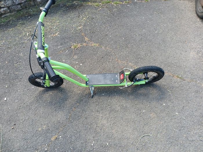 Trottinette - photo numéro 4