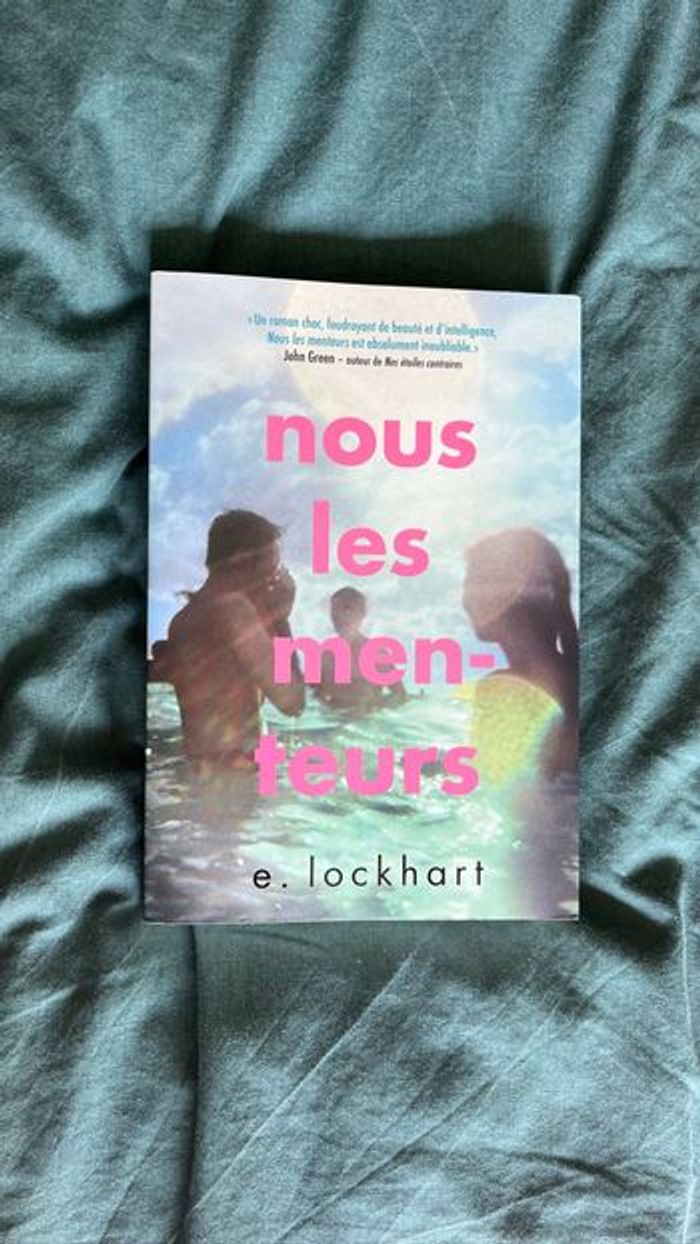 Livre Nous les menteurs
