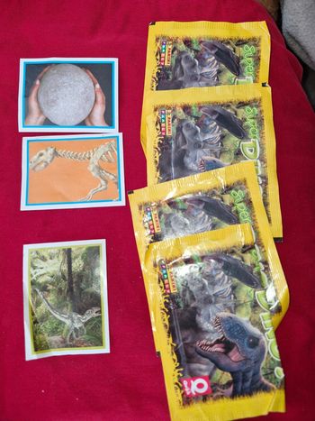 Autocollant panini dinosaure
