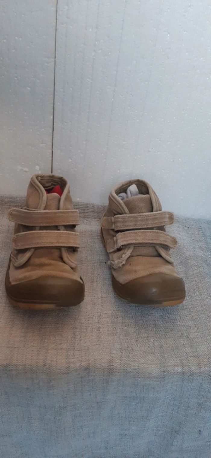 Chaussures T 26 - photo numéro 2