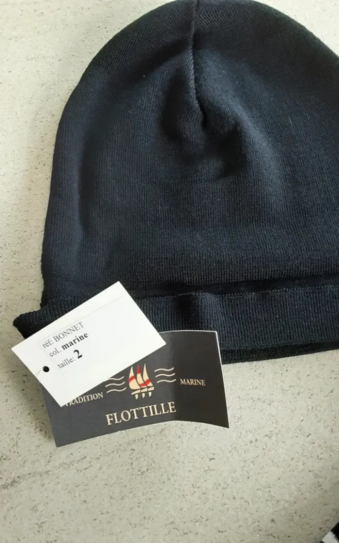 Ensemble bonnet et écharpe neufs - photo numéro 2