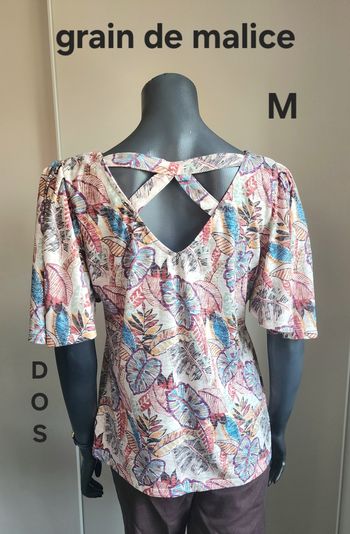 Très joli t-shirt femme,  Grain de Malice   taille M