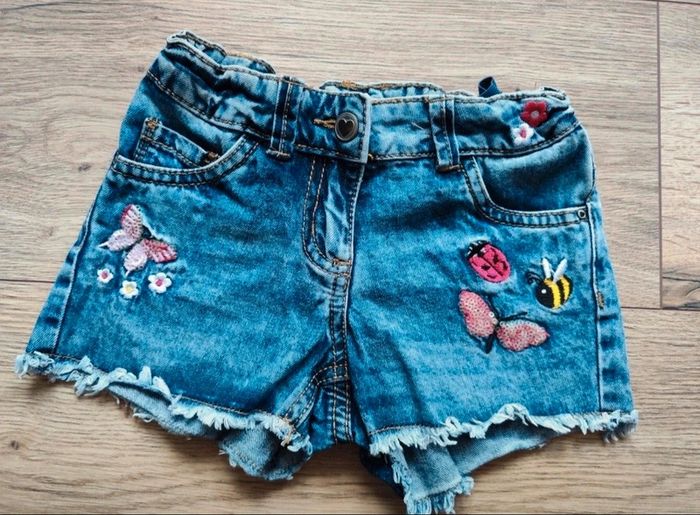 Short en jean avec insectes brodés 2-3 ans
